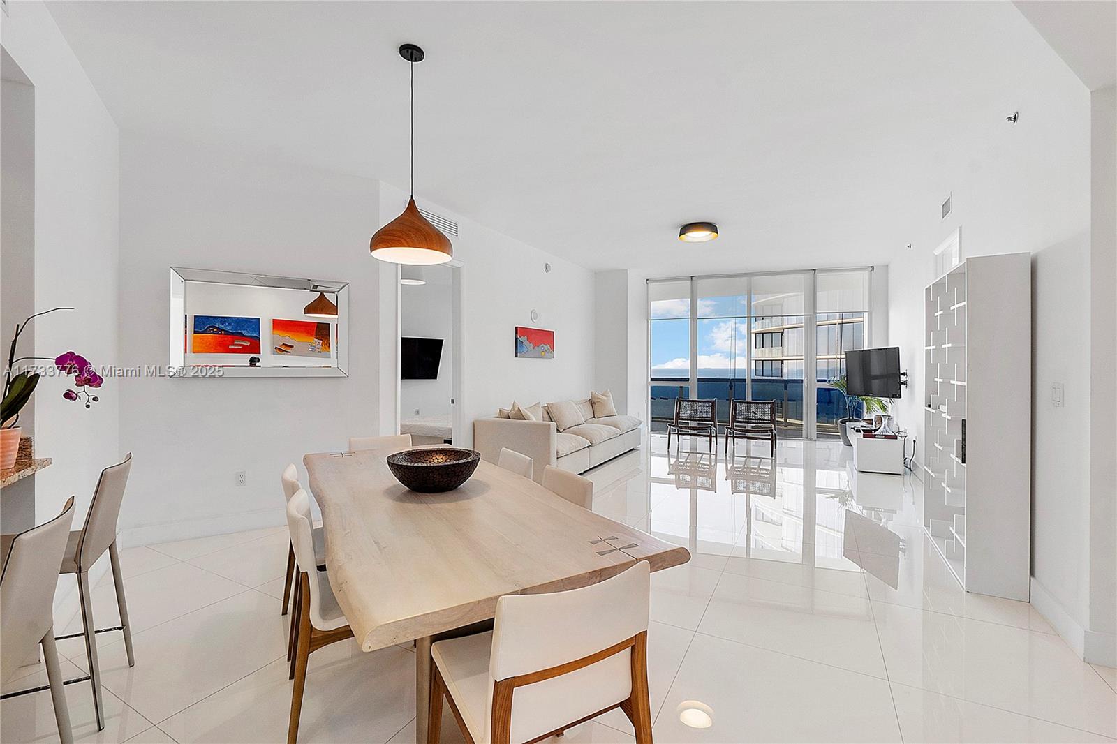 15811 Collins Ave #2107, Sunny Isles Beach FL 33160