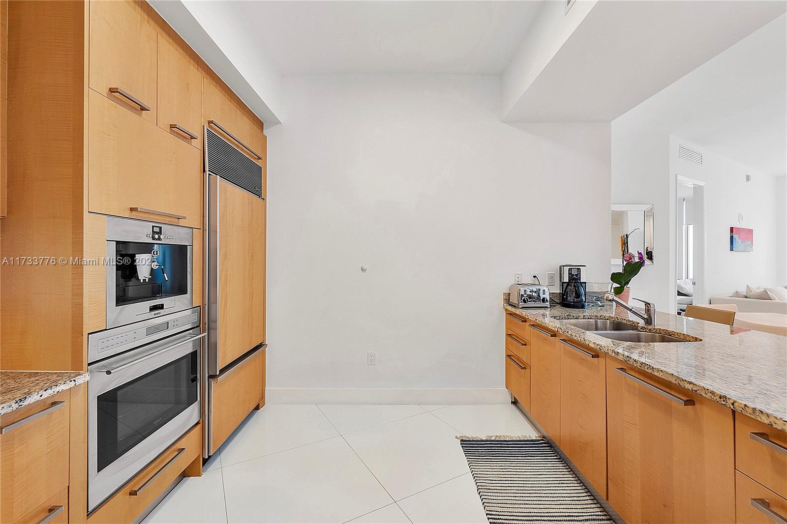 15811 Collins Ave #2107, Sunny Isles Beach FL 33160