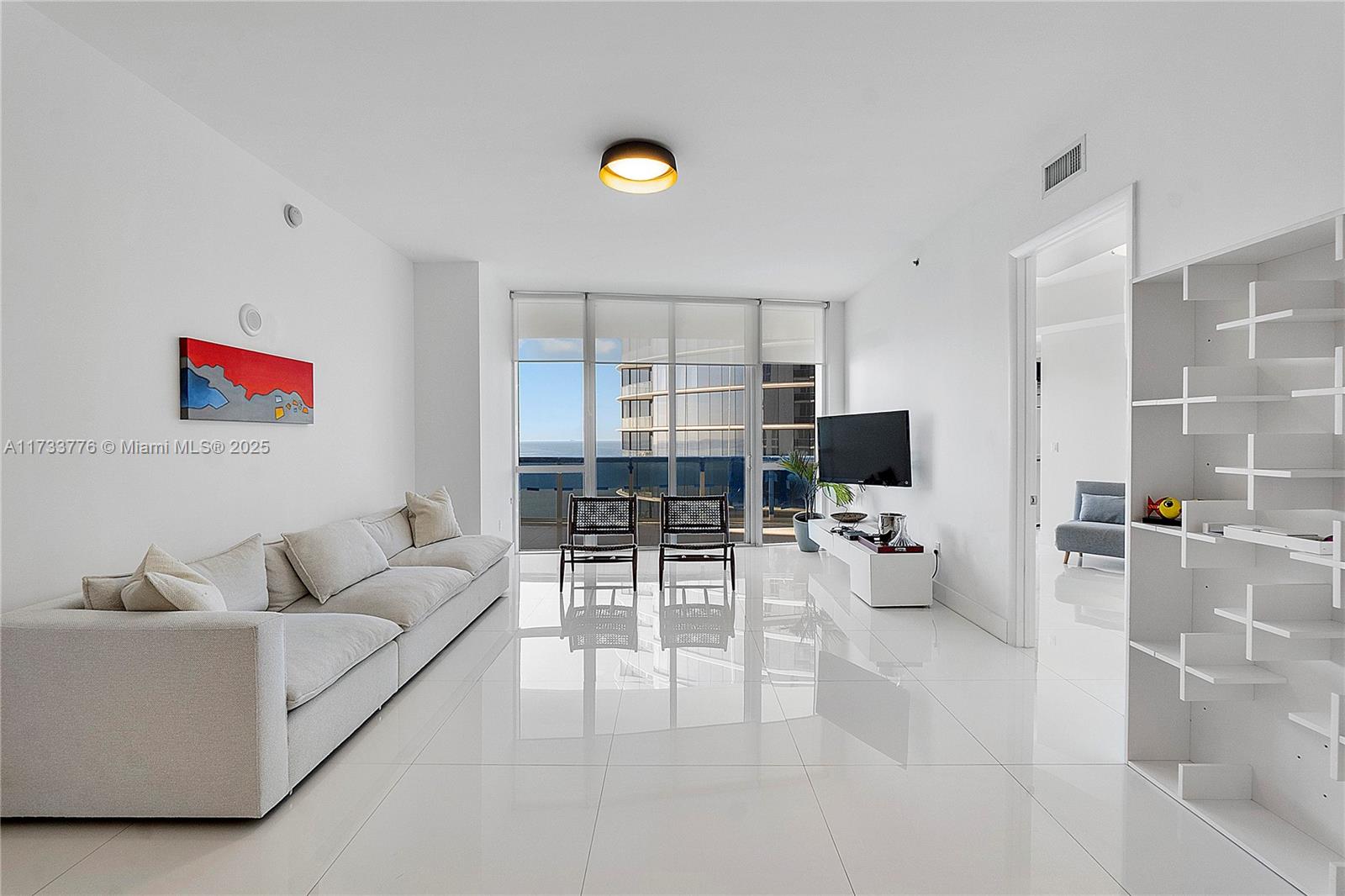 15811 Collins Ave #2107, Sunny Isles Beach FL 33160