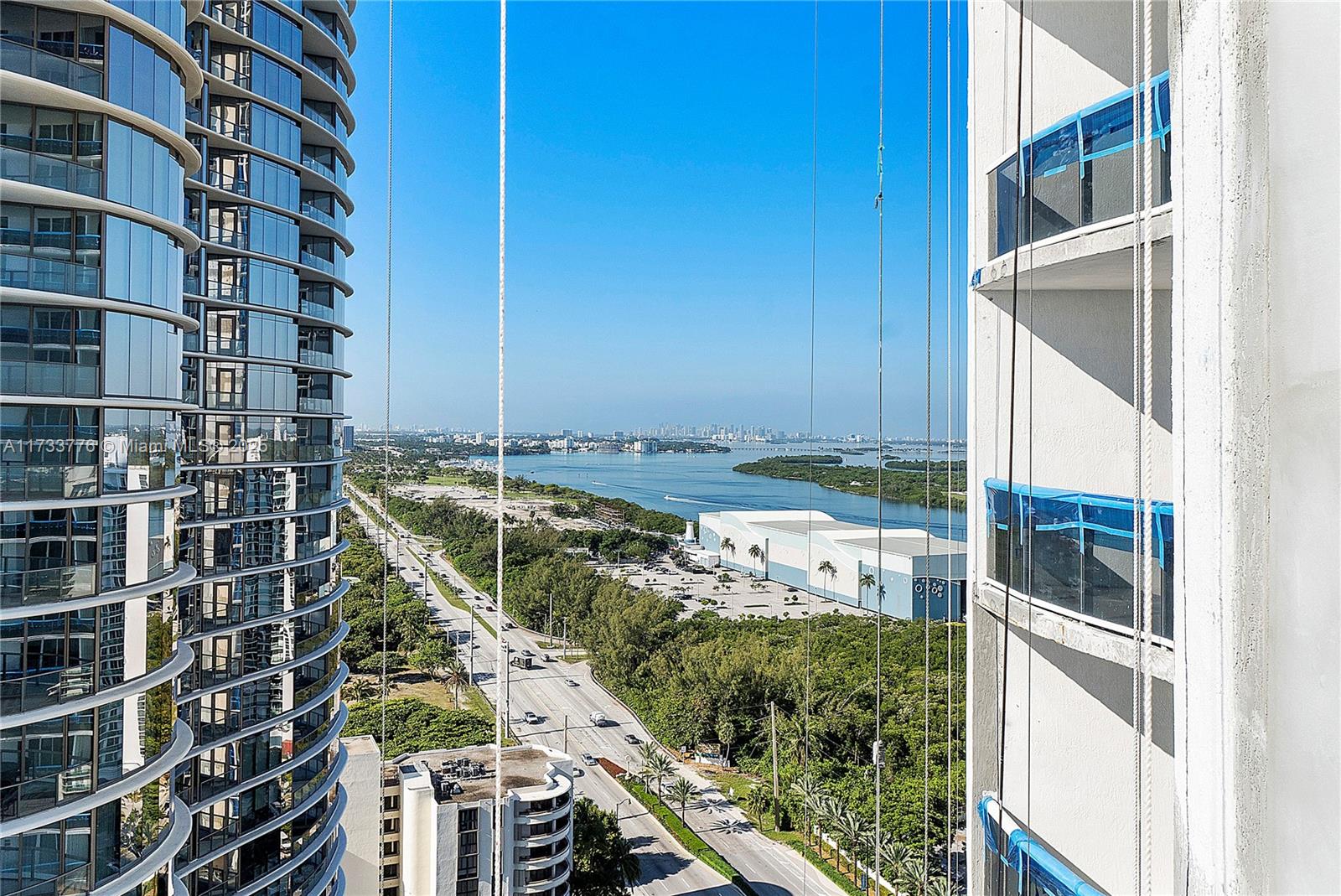 15811 Collins Ave #2107, Sunny Isles Beach, Florida image 3