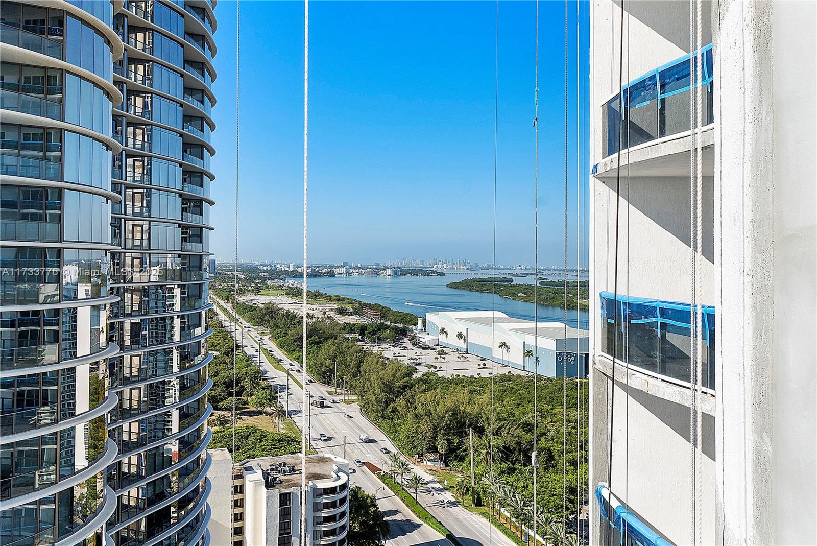 15811 Collins Ave #2107, Sunny Isles Beach FL 33160