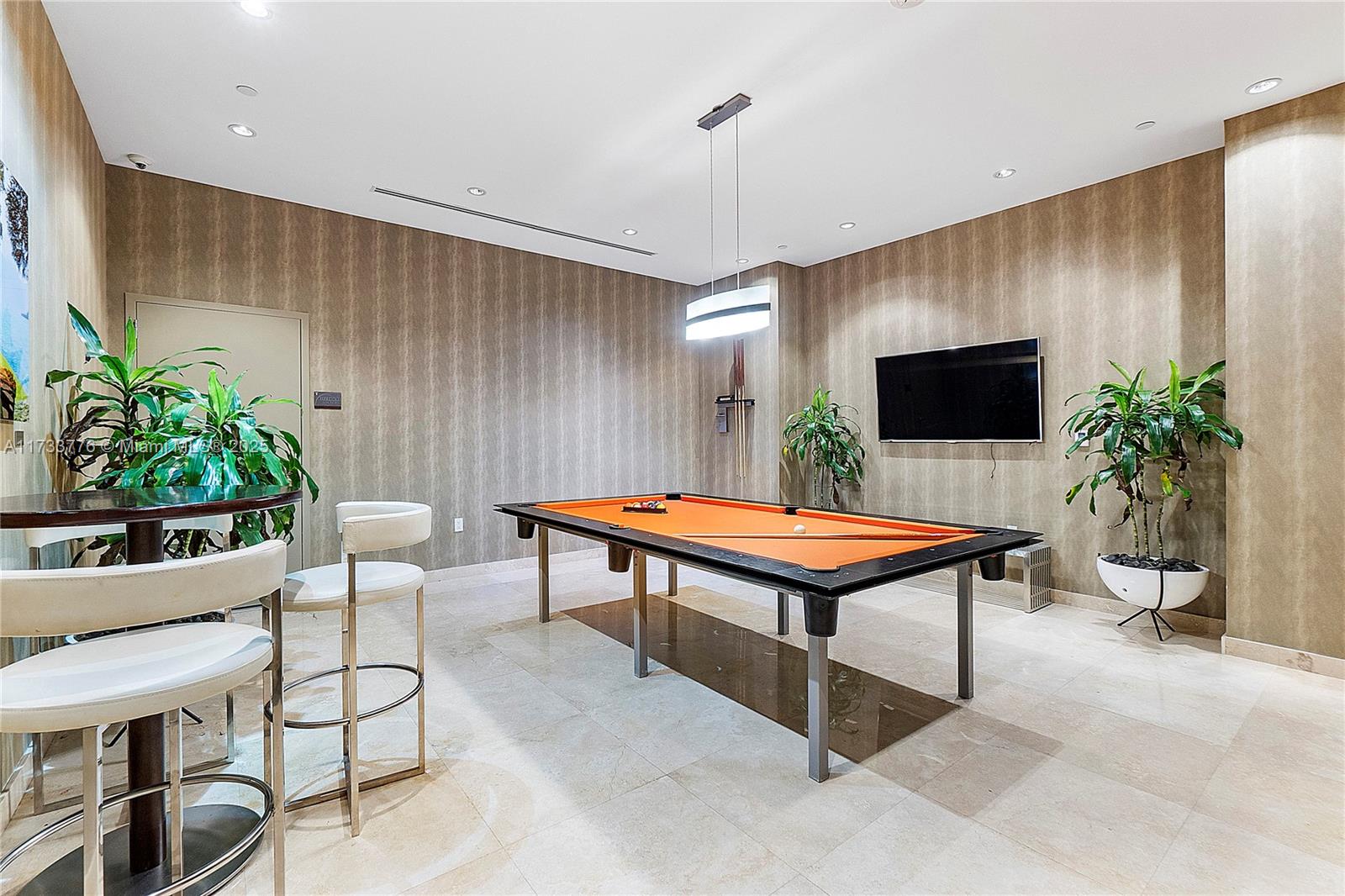 15811 Collins Ave #2107, Sunny Isles Beach FL 33160