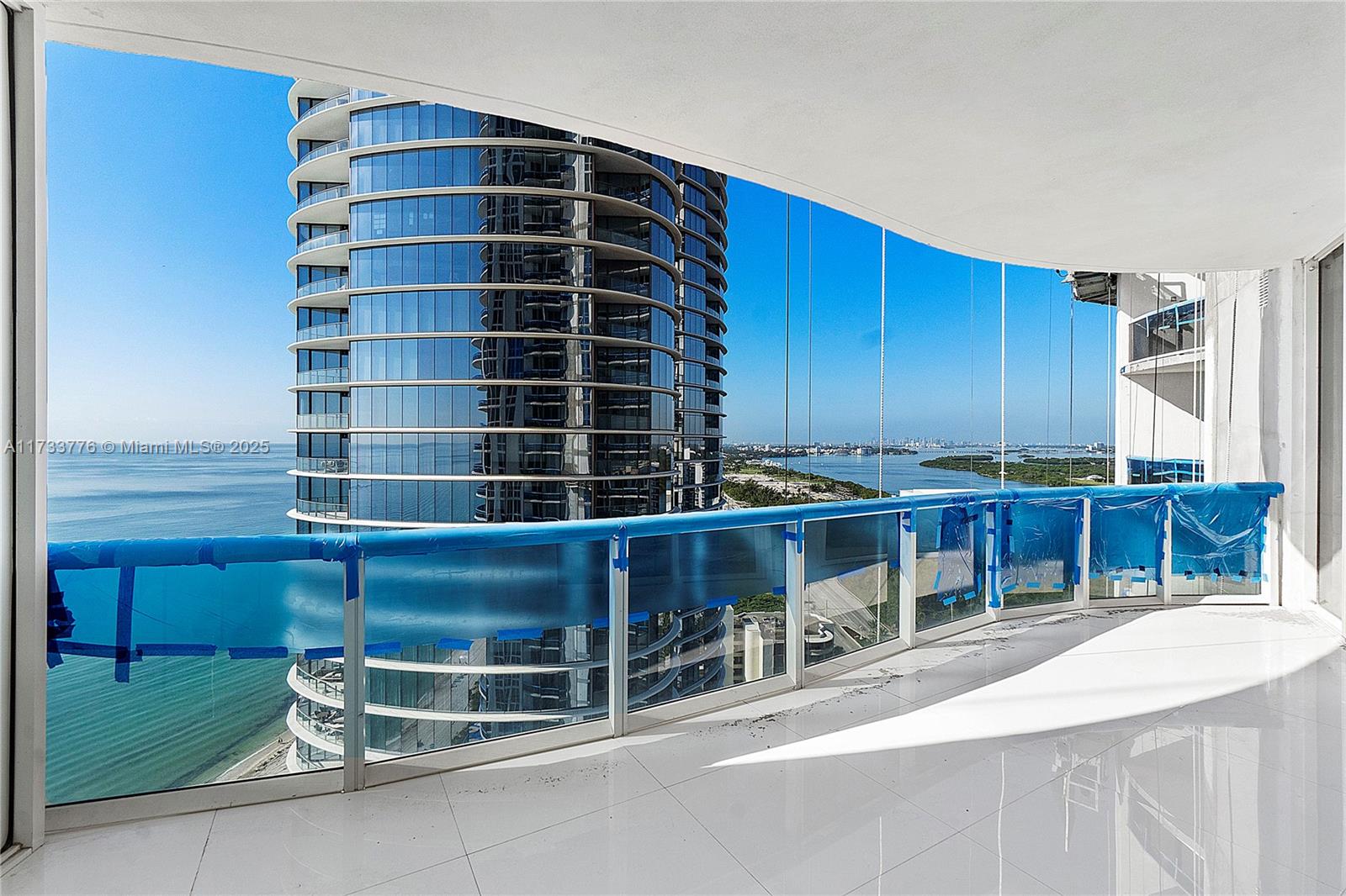 15811 Collins Ave #2107, Sunny Isles Beach FL 33160