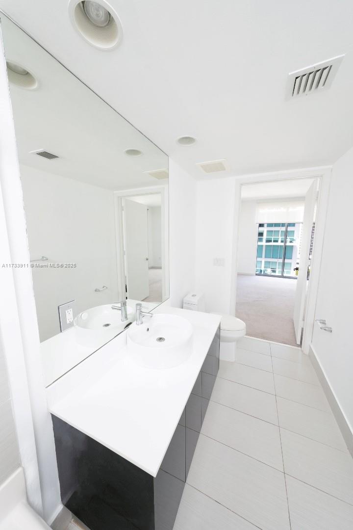 31 SE 6th St #1708, Miami, Florida image 10