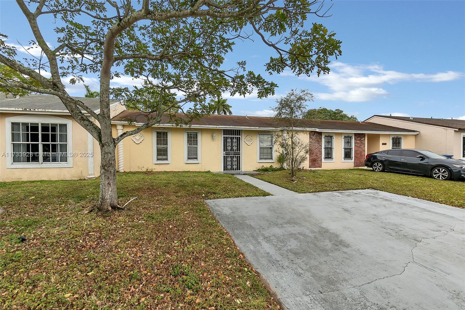 20405 NW 27th Ct #20405, Miami Gardens, Florida image 2