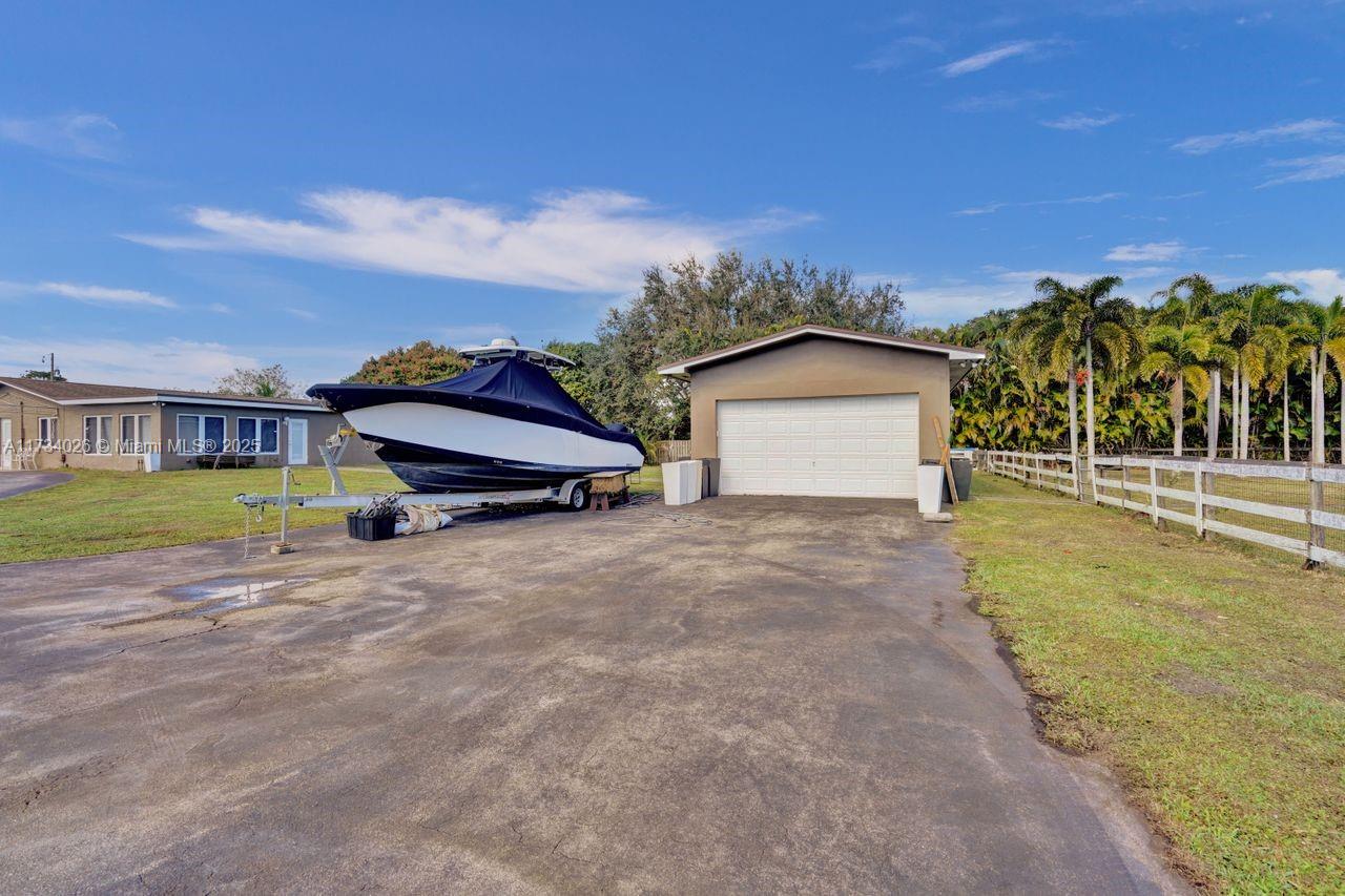 5450 SW 148th Ave, Southwest Ranches, Florida image 11