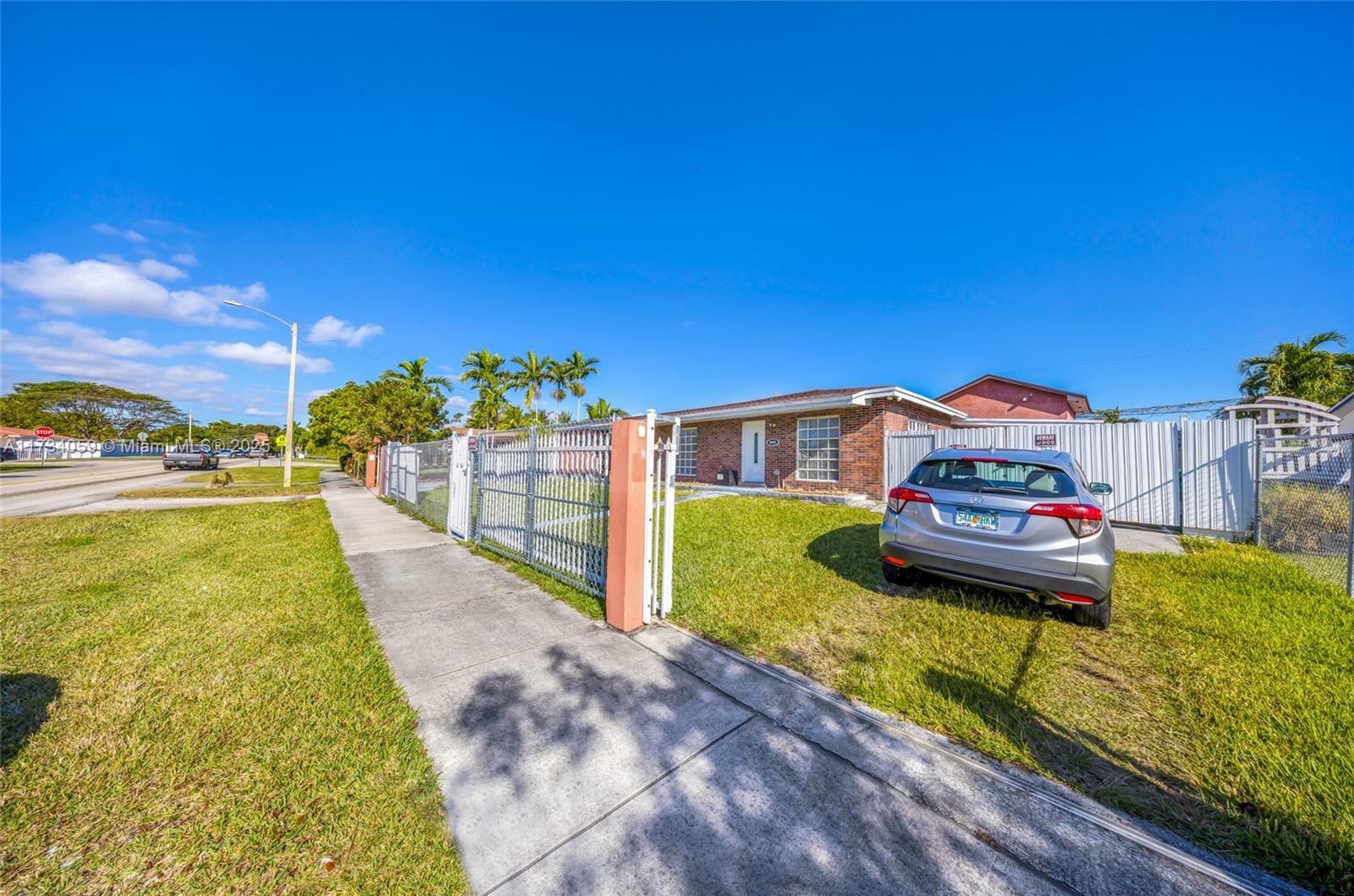 9985 Marlin Rd, Cutler Bay, Florida image 4