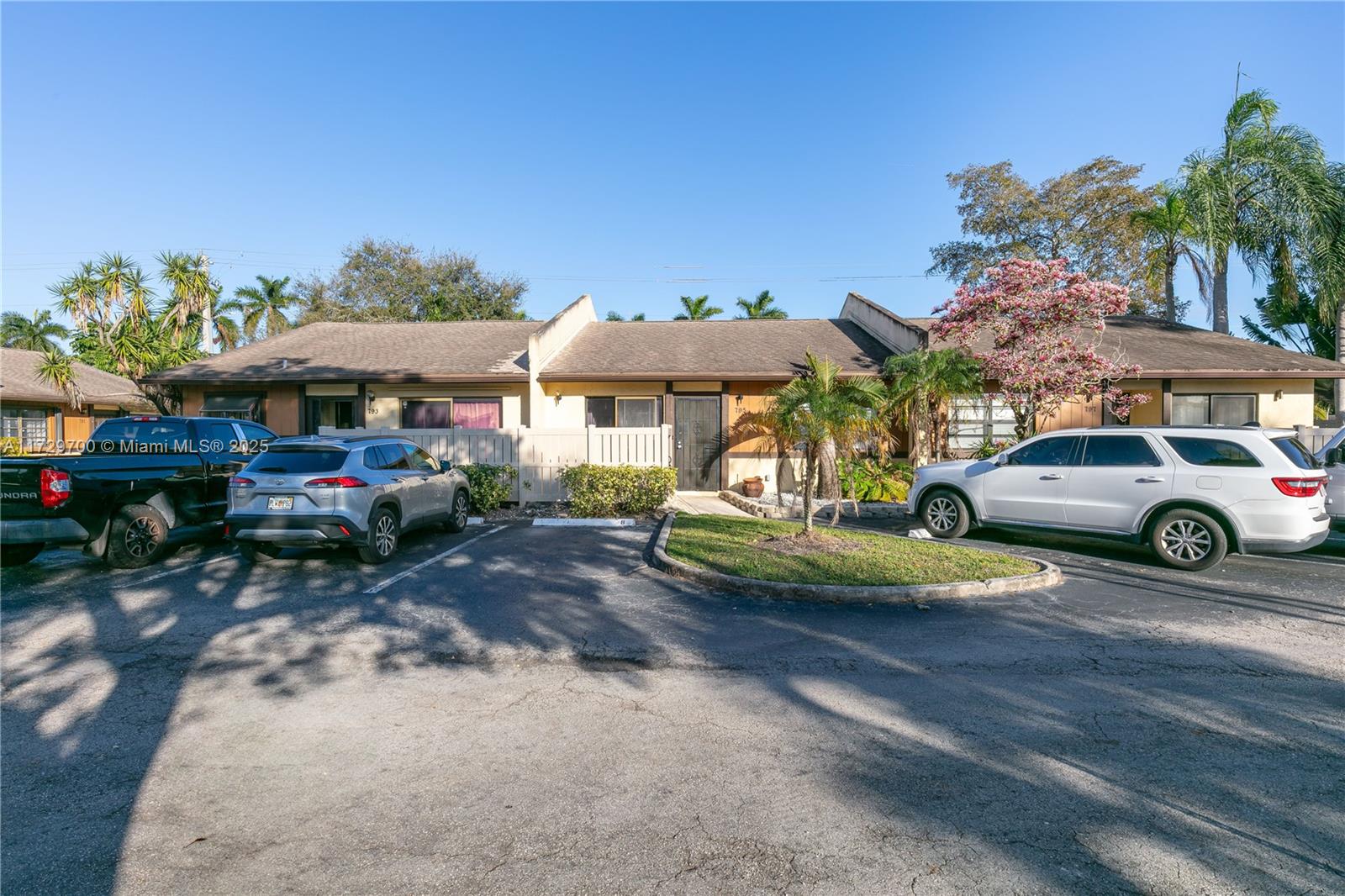 795 Banks Rd, Margate, Florida image 32