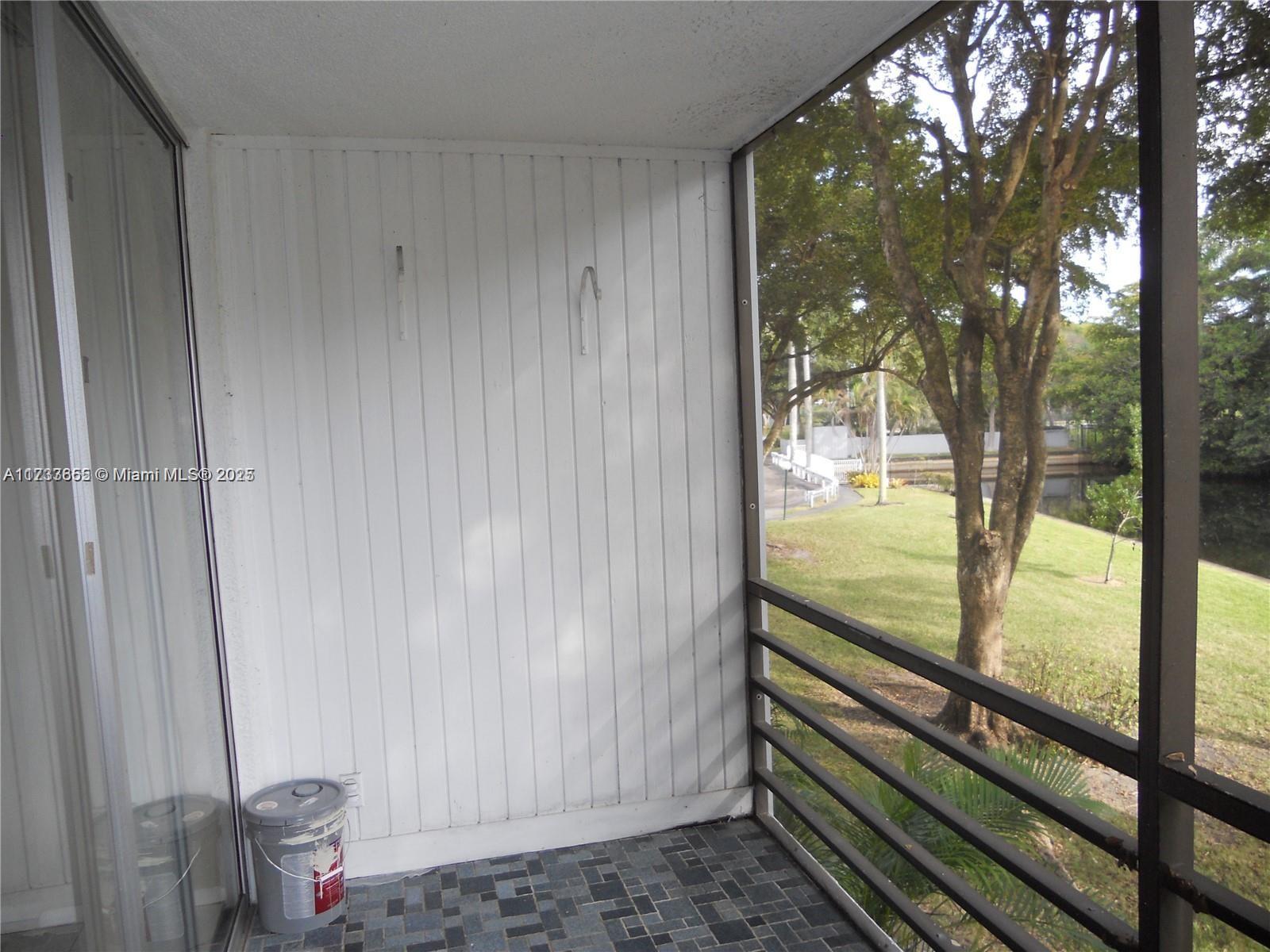 101 Royal Park Dr #2D, Oakland Park, Florida image 19