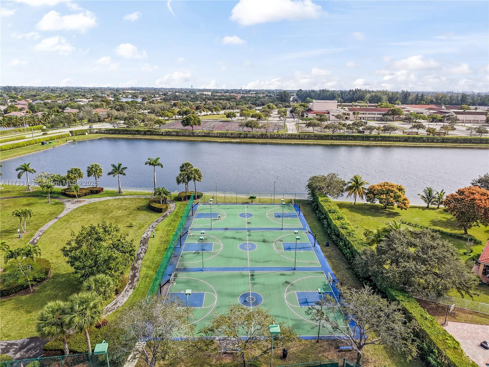 Residential, Pembroke Pines, Florida image 40