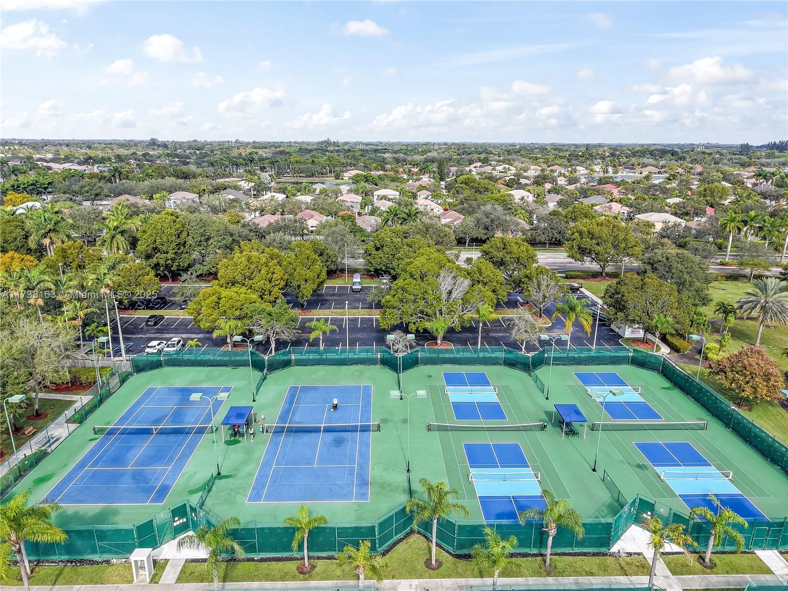 Residential, Pembroke Pines, Florida image 44