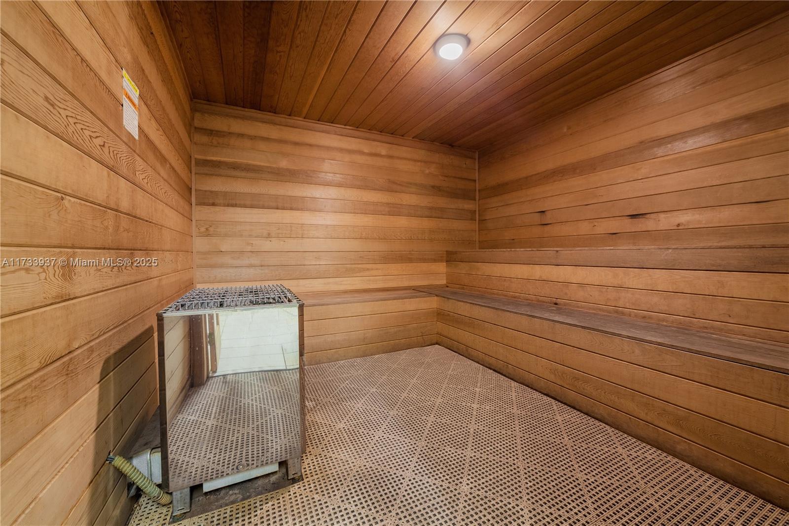 Listing Photo 17