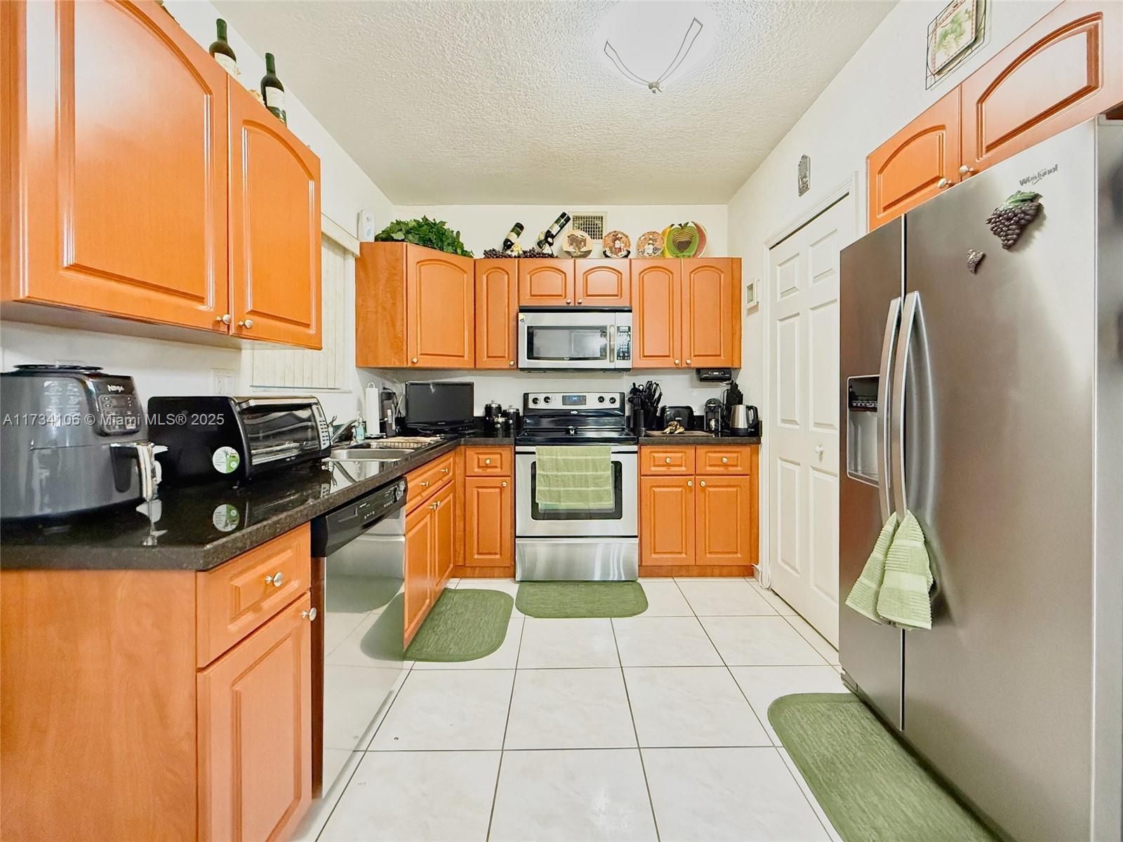 7201 NW 174th Ter #101, Hialeah, Florida image 11