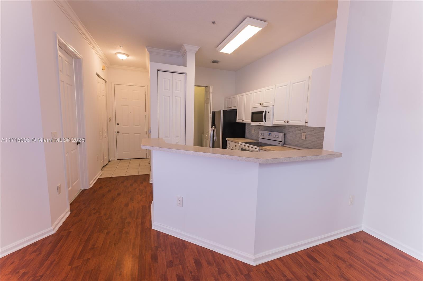 Listing Photo 15