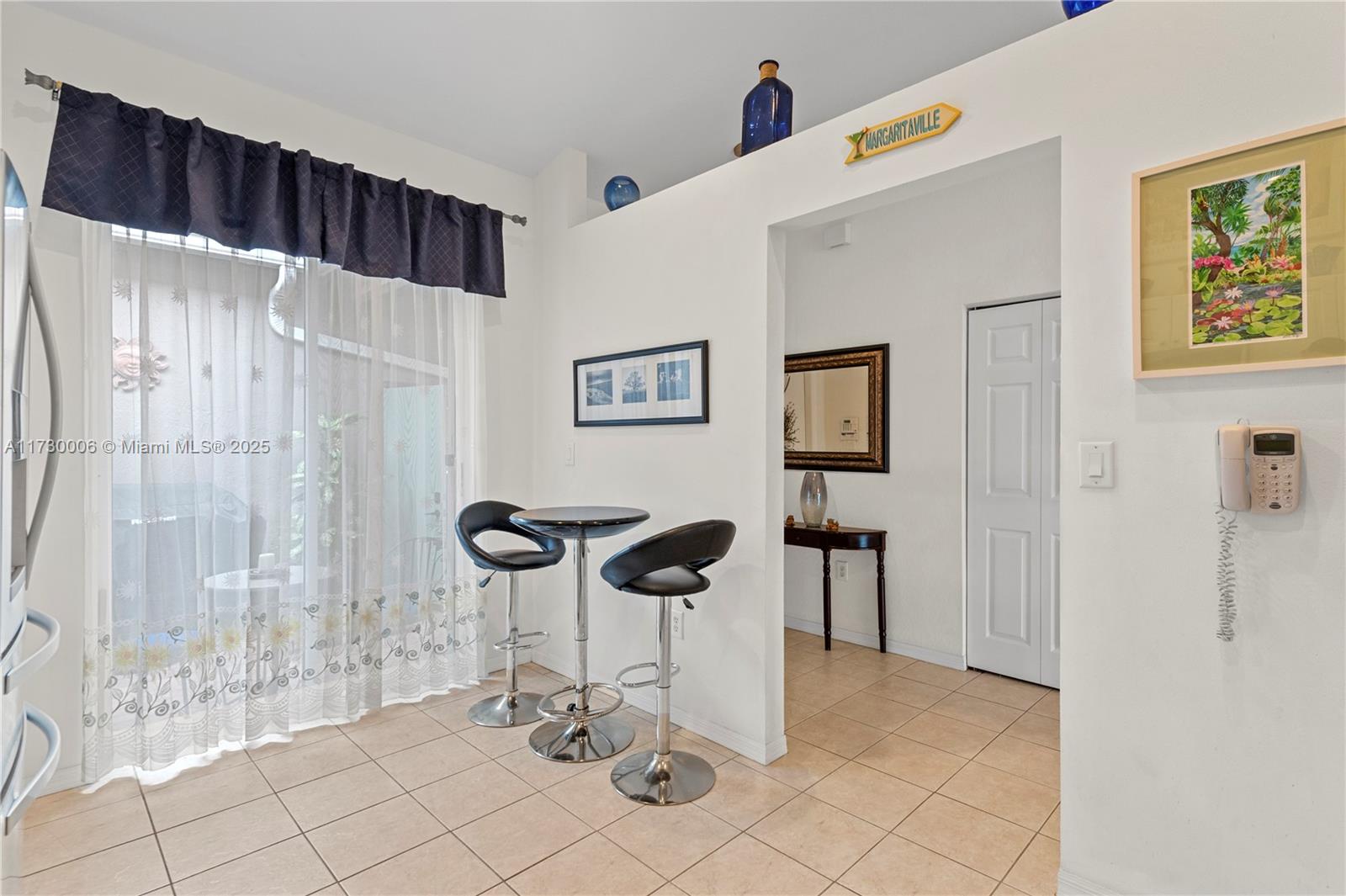 2561 E Aragon Blvd #2, Sunrise, Florida image 12