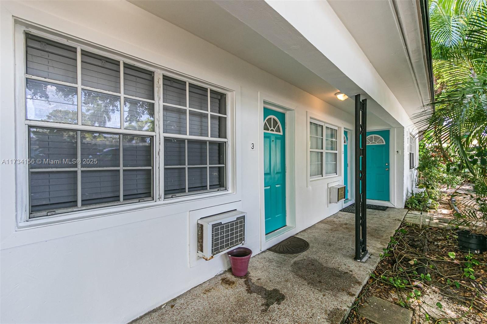 1717 NE 12th St, Fort Lauderdale, Florida image 10