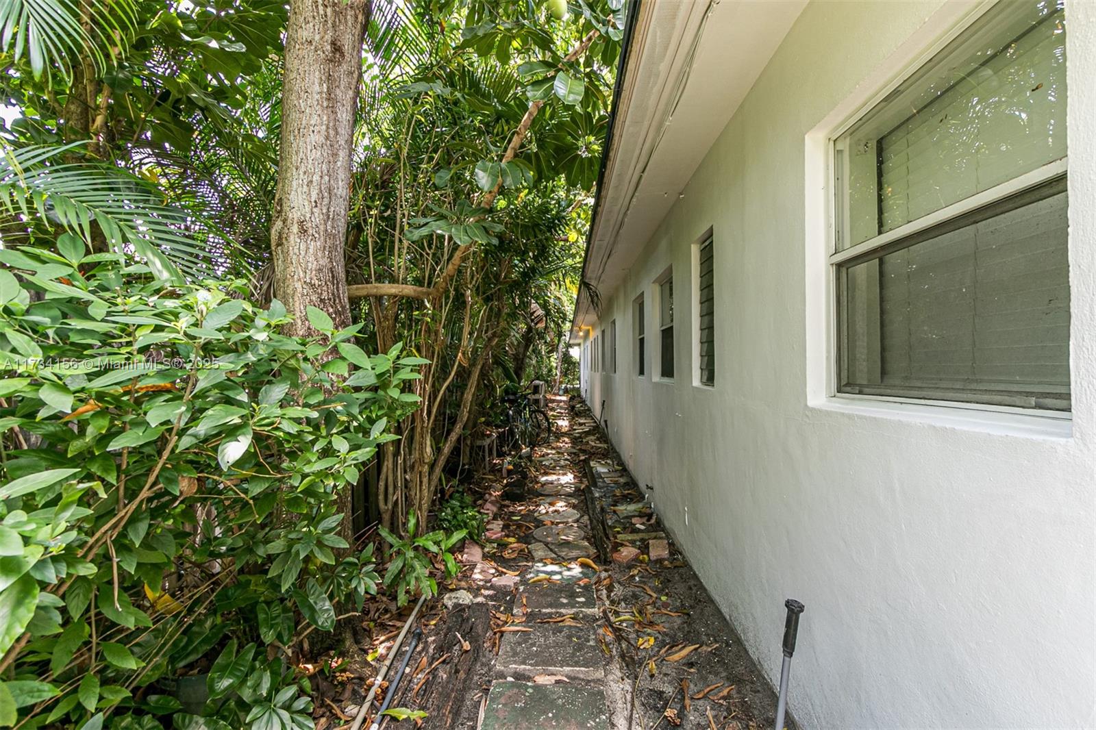 1717 NE 12th St, Fort Lauderdale, Florida image 13