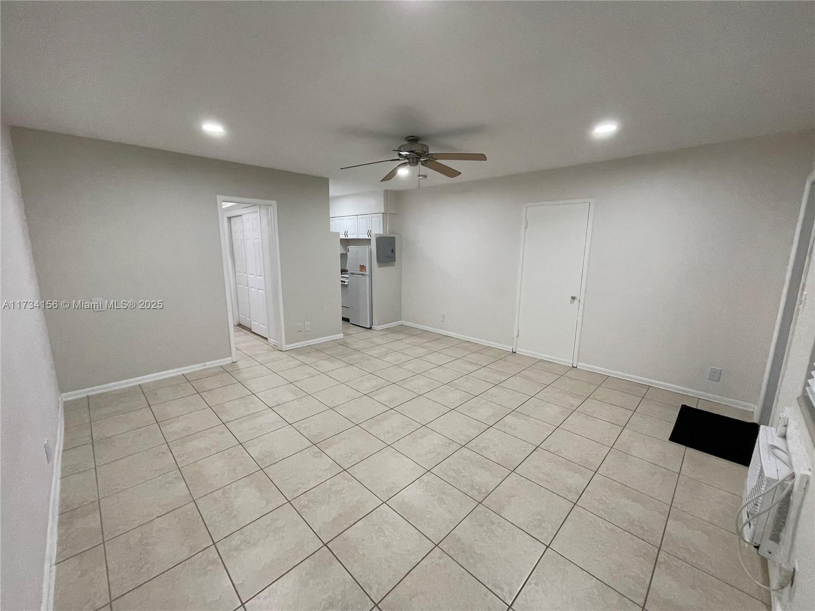 1717 NE 12th St, Fort Lauderdale, Florida image 36