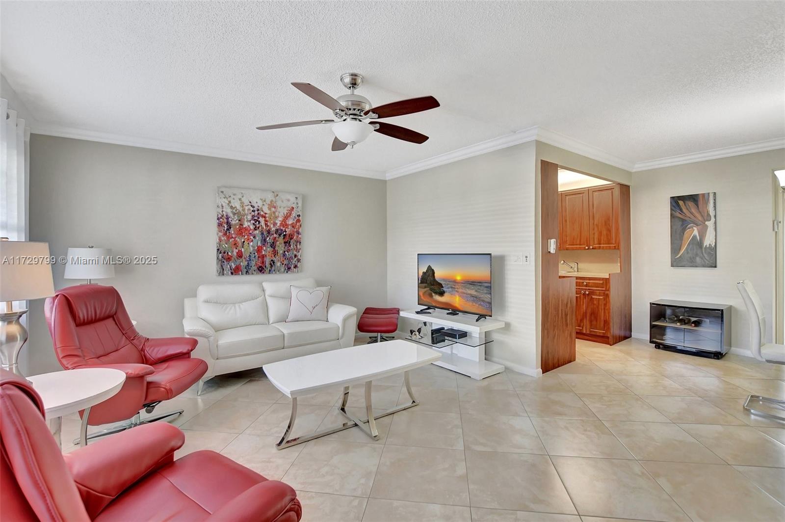 1043 Cambridge C #1043, Deerfield Beach, Florida image 2