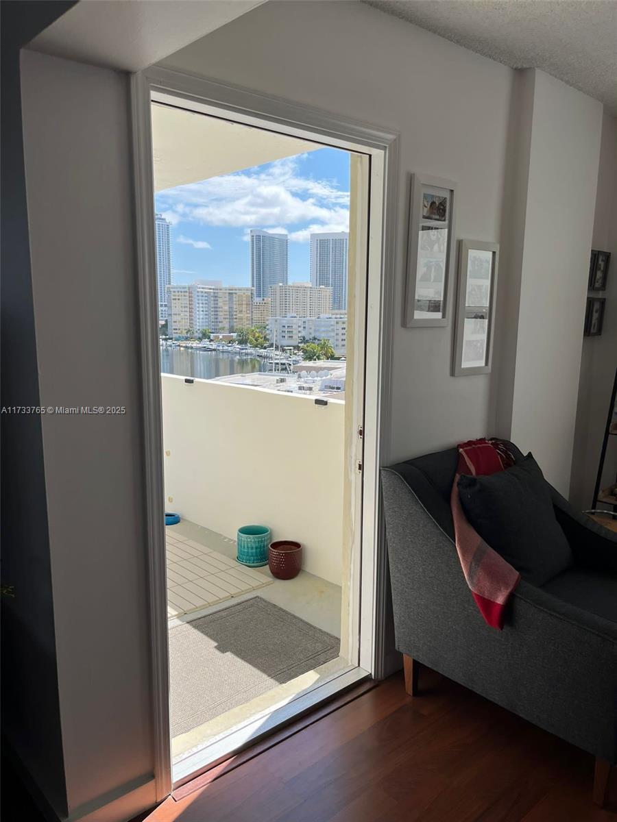 401 Golden Isles Dr #804, Hallandale Beach, Florida image 32