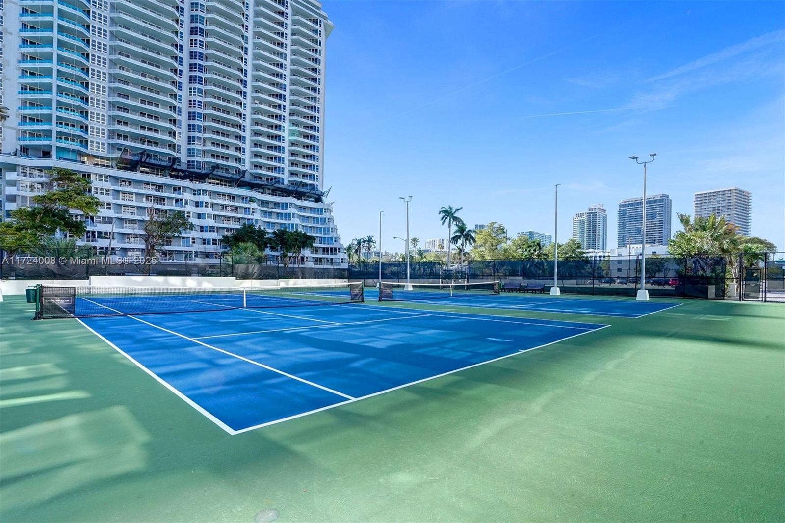 600 NE 36th St #304, Miami, Florida image 29