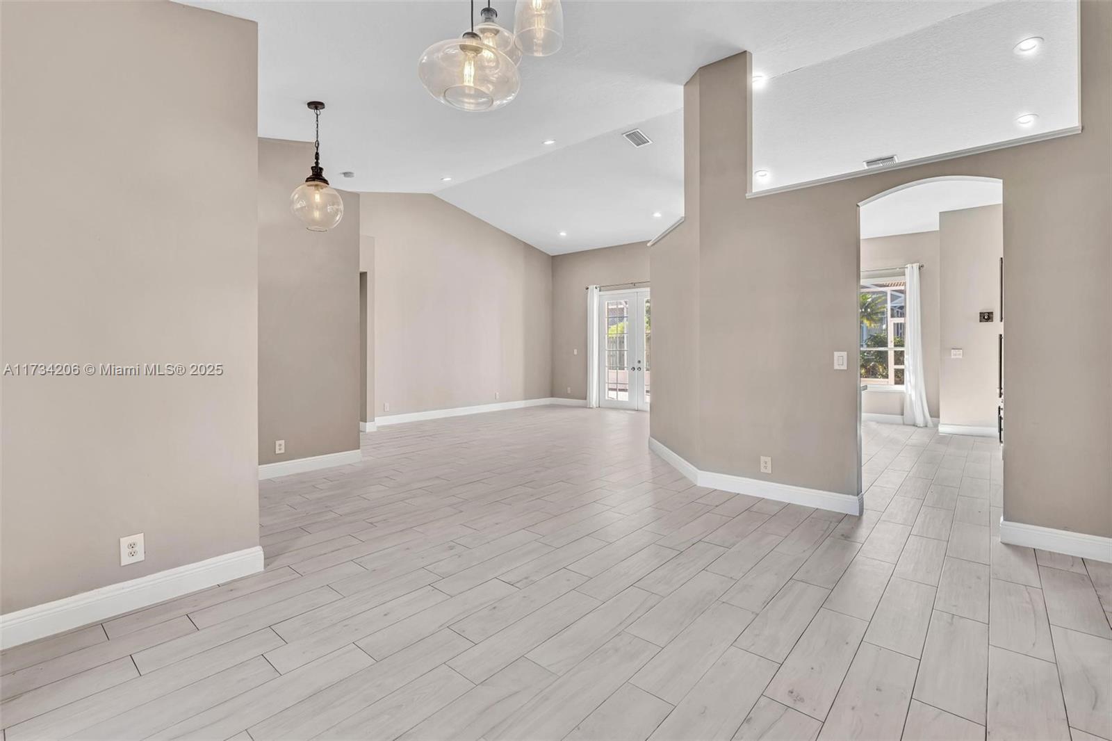 10818 Nashville Dr, Cooper City, Florida image 6