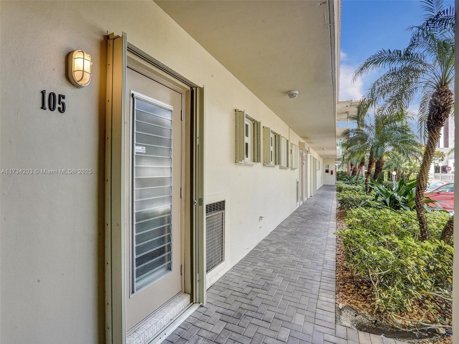 2600 Diana Dr #105, Hallandale Beach, Florida image 34