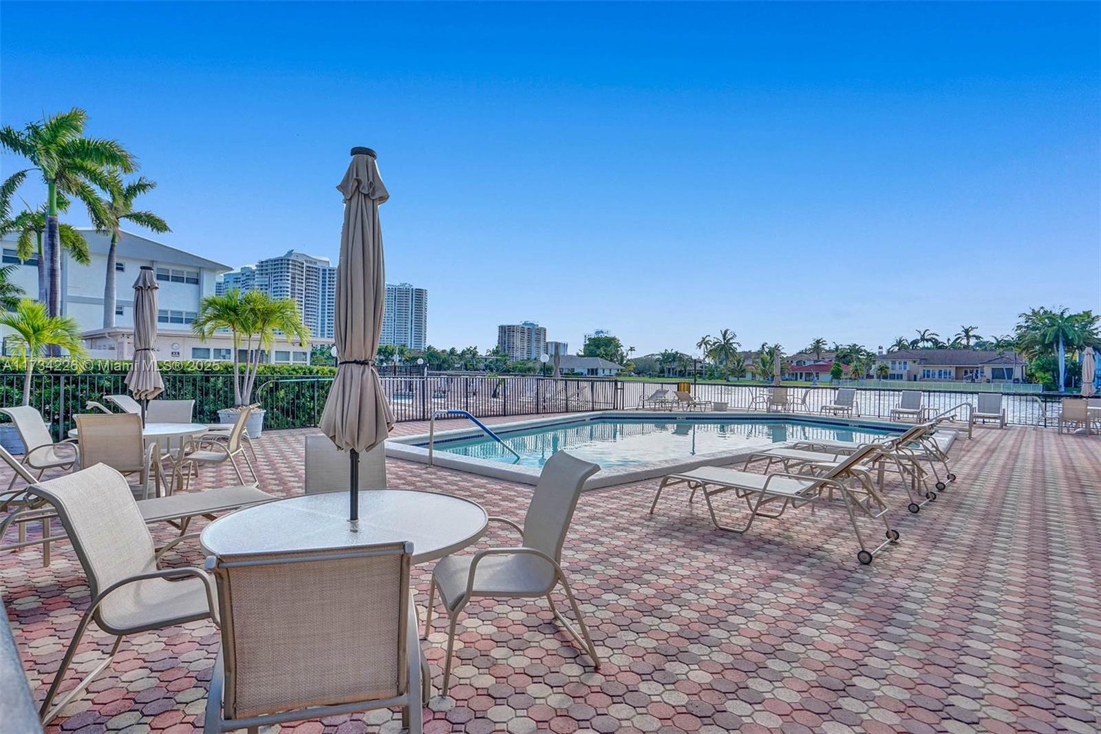 3113 S Ocean Dr #804, Hallandale Beach, Florida image 23