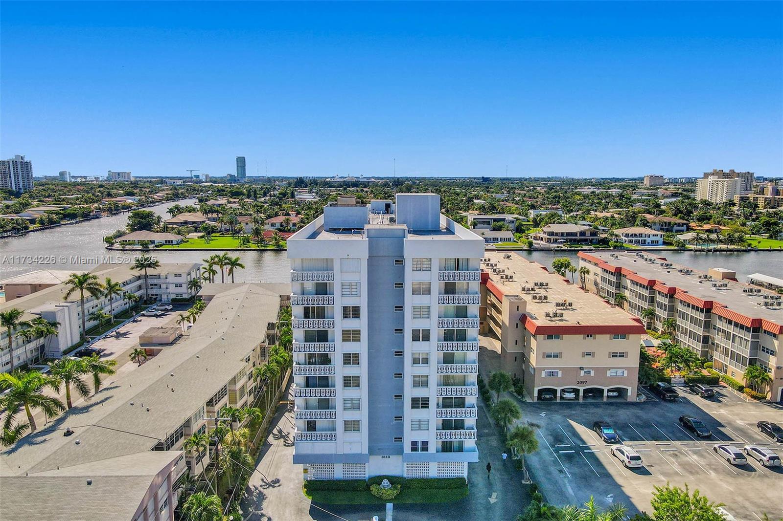 3113 S Ocean Dr #804, Hallandale Beach, Florida image 8