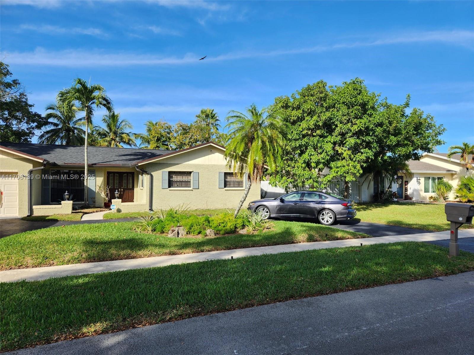 2131 NW 107th Ave, Sunrise, Florida image 2