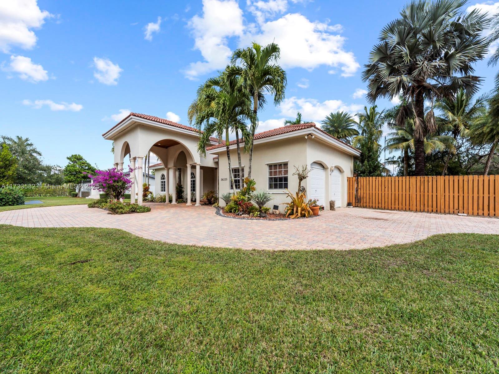 24225 SW 198th Ave, Homestead, Florida image 3