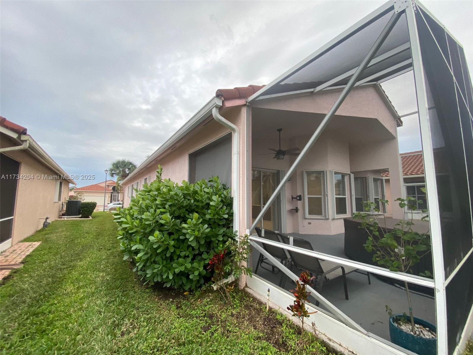 318 NW Shoreview Dr, Port St. Lucie, Florida image 5