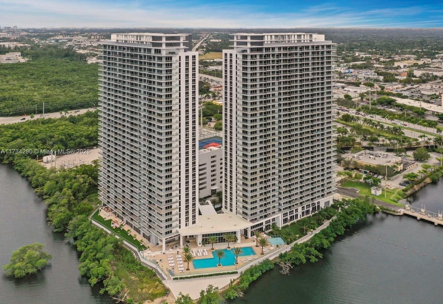 16385 Biscayne Blvd #3005, North Miami Beach, Florida image 2