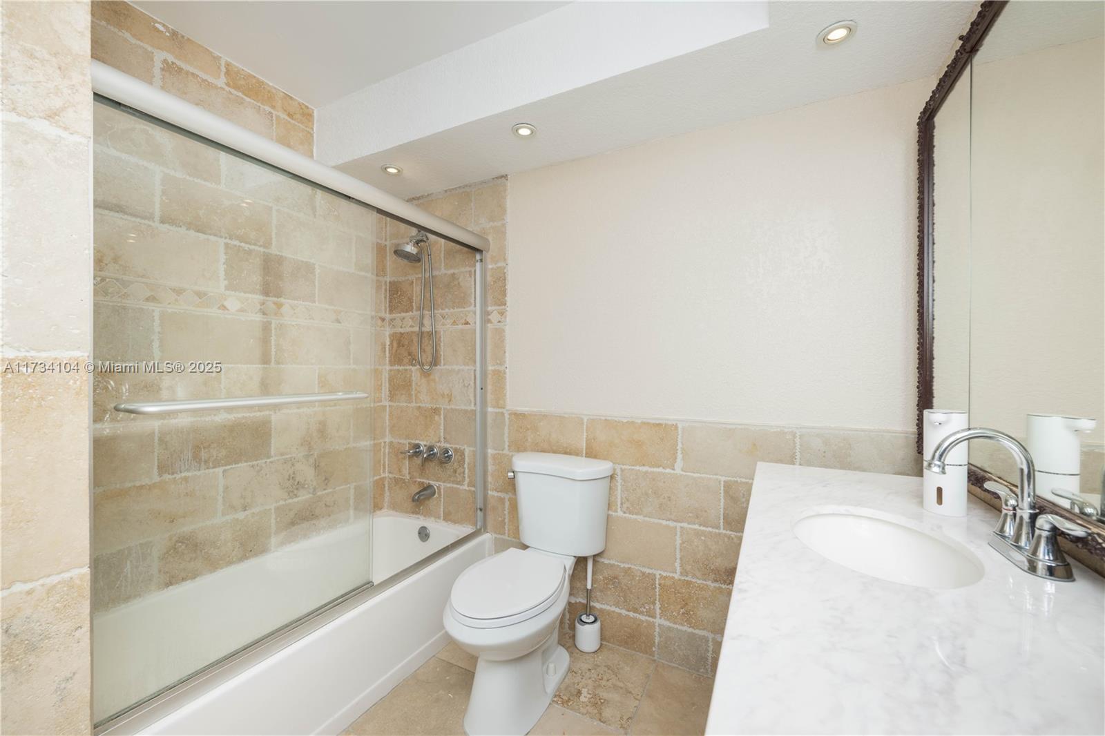Listing Photo 16