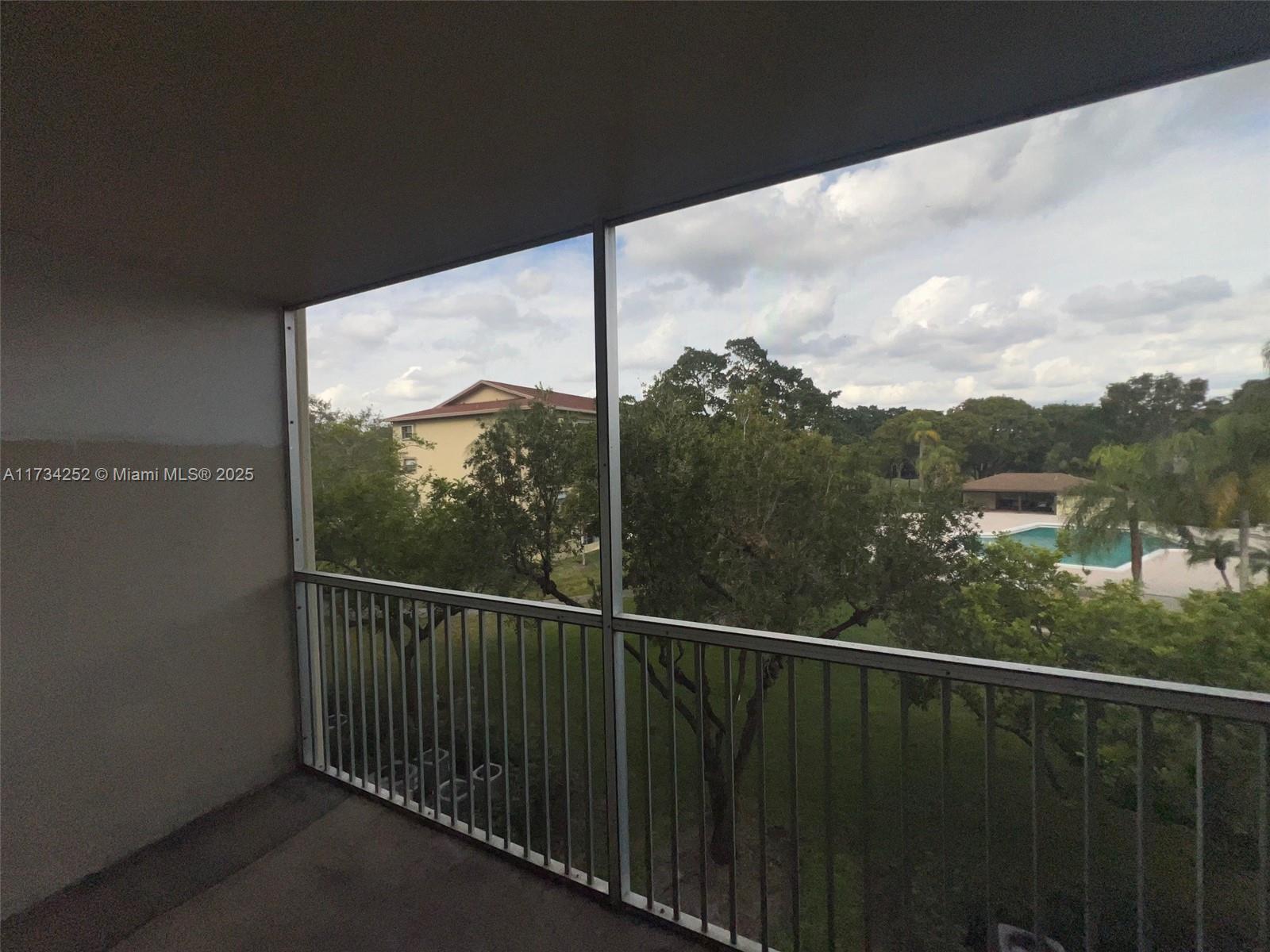 12501 SW 14th St #313R, Pembroke Pines, Florida image 19