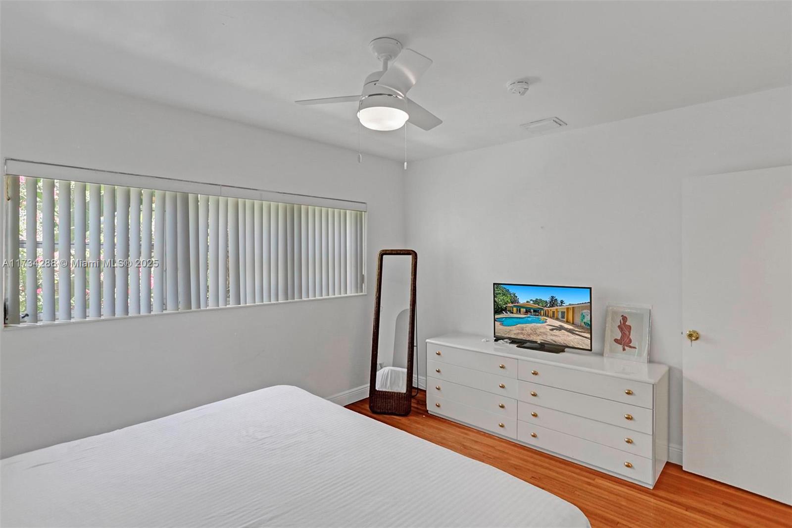 Listing Photo 43