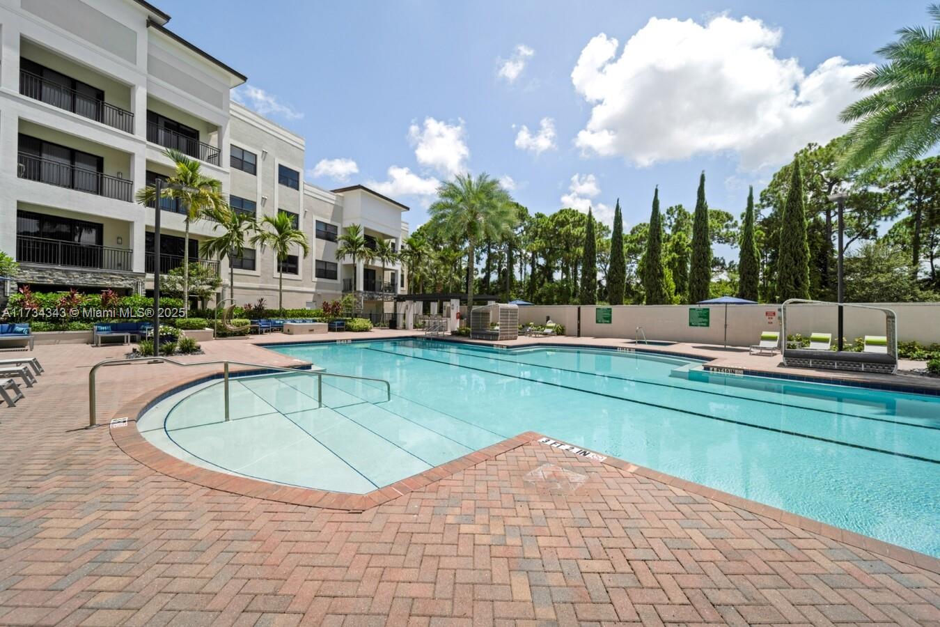 3333 Central Gardens Circle Unit Medalist, Palm Beach Gardens, Florida 33418