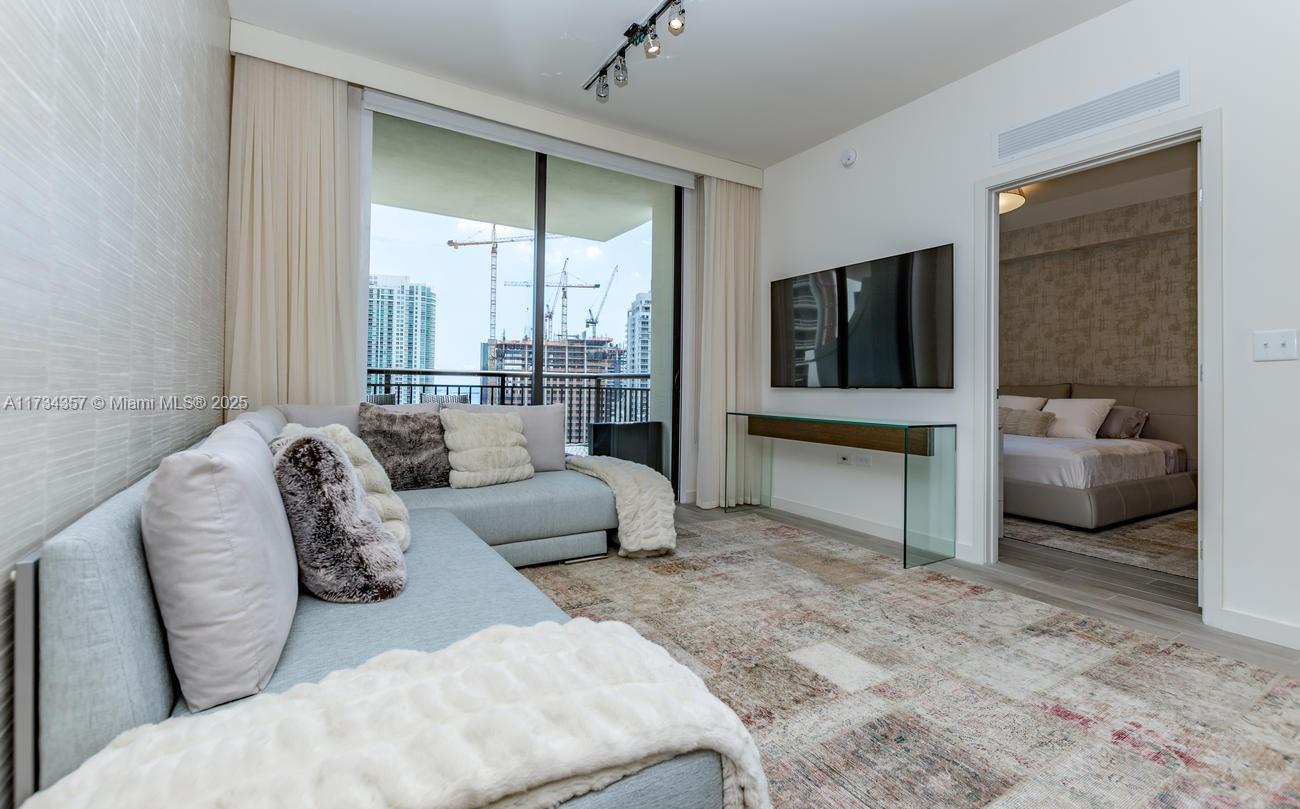 999 SW 1st Ave #2308, Miami FL 33130