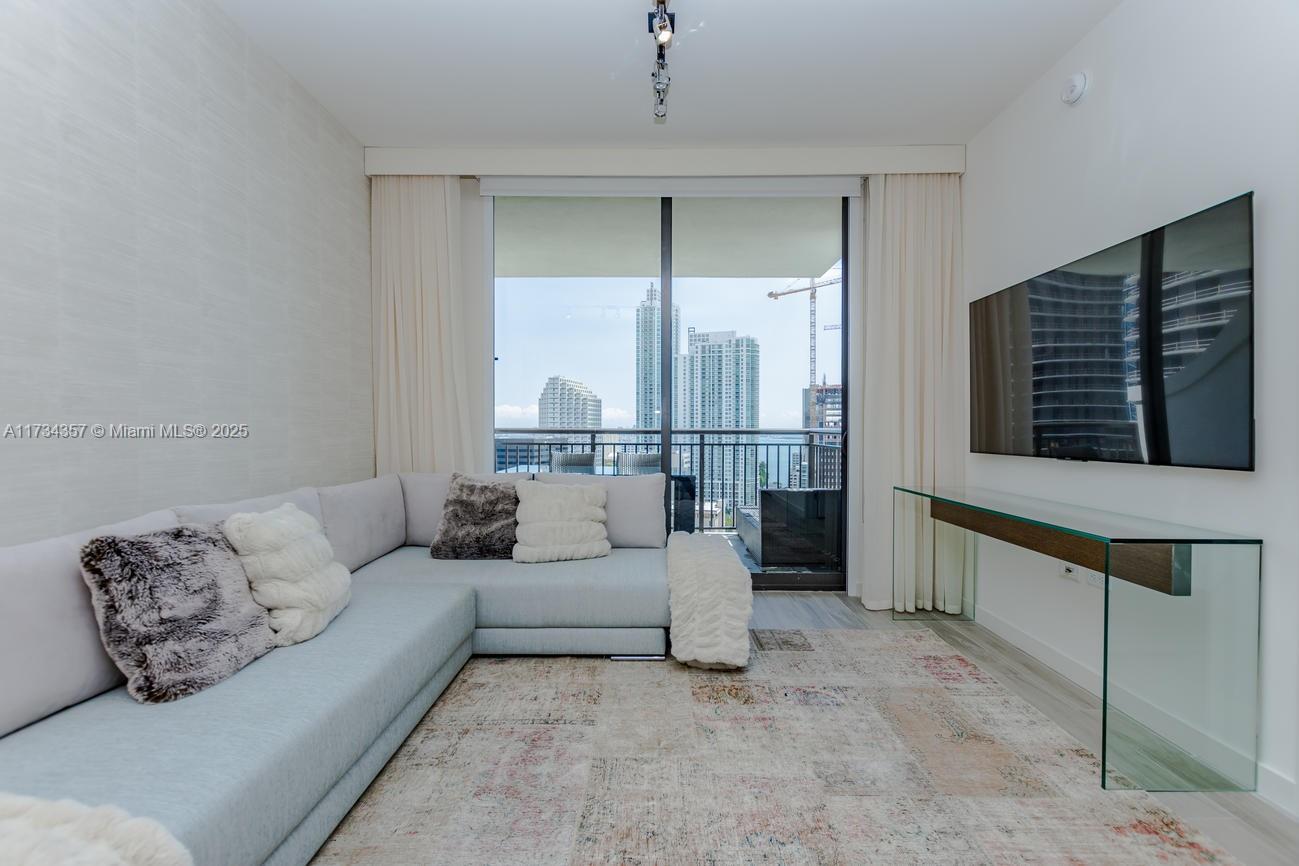 999 SW 1st Ave #2308, Miami FL 33130