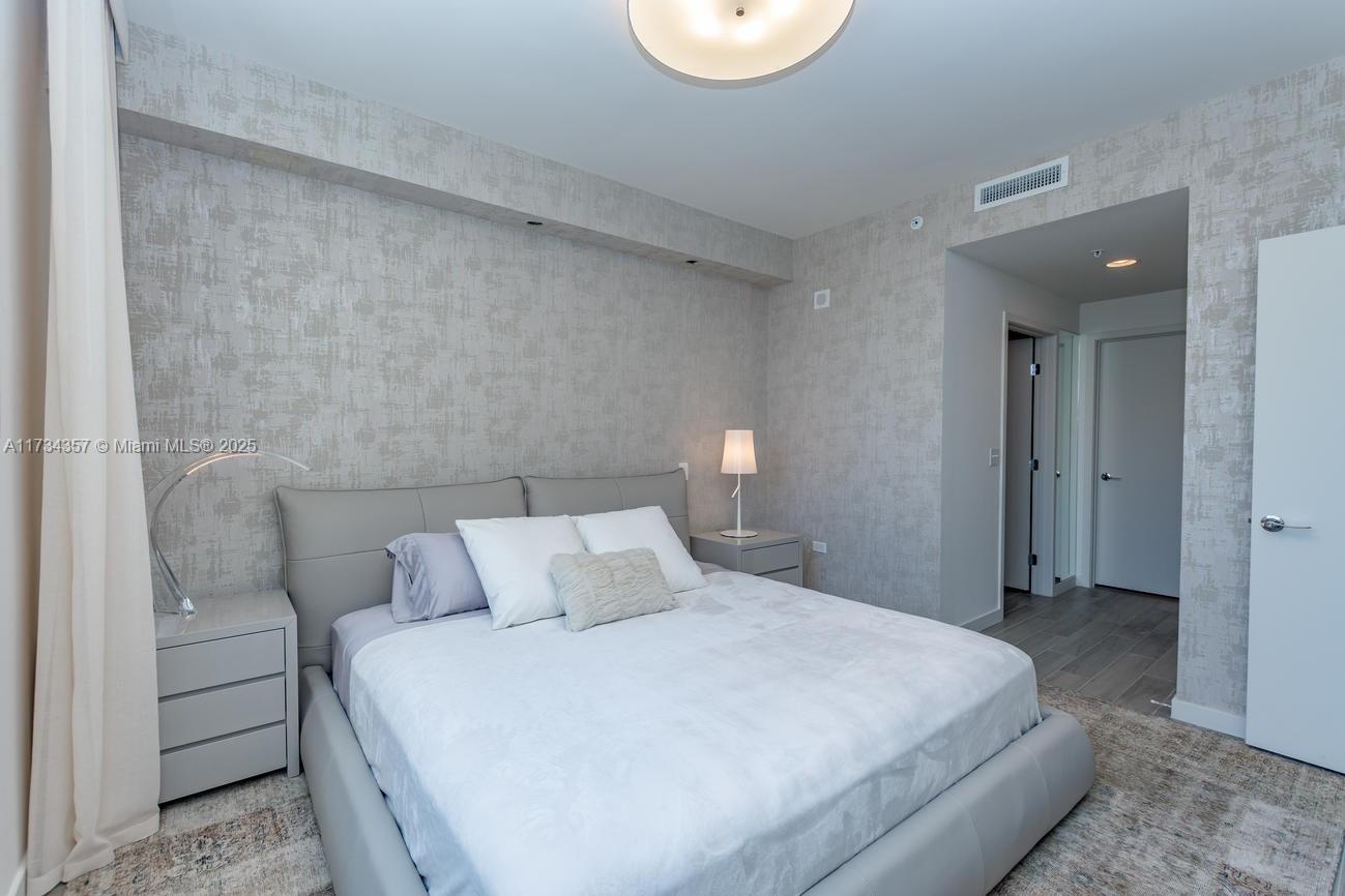 999 SW 1st Ave #2308, Miami FL 33130