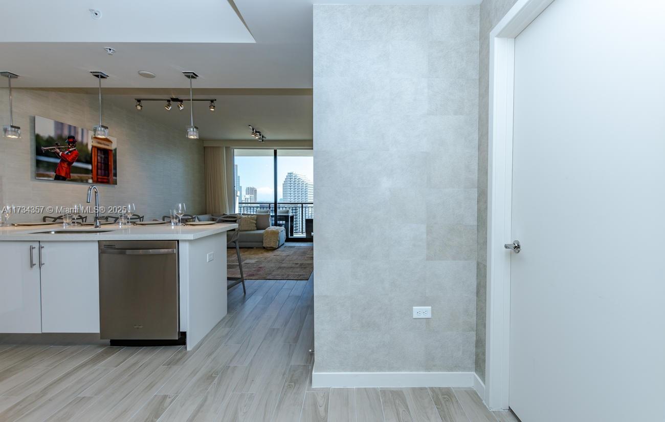 999 SW 1st Ave #2308, Miami FL 33130