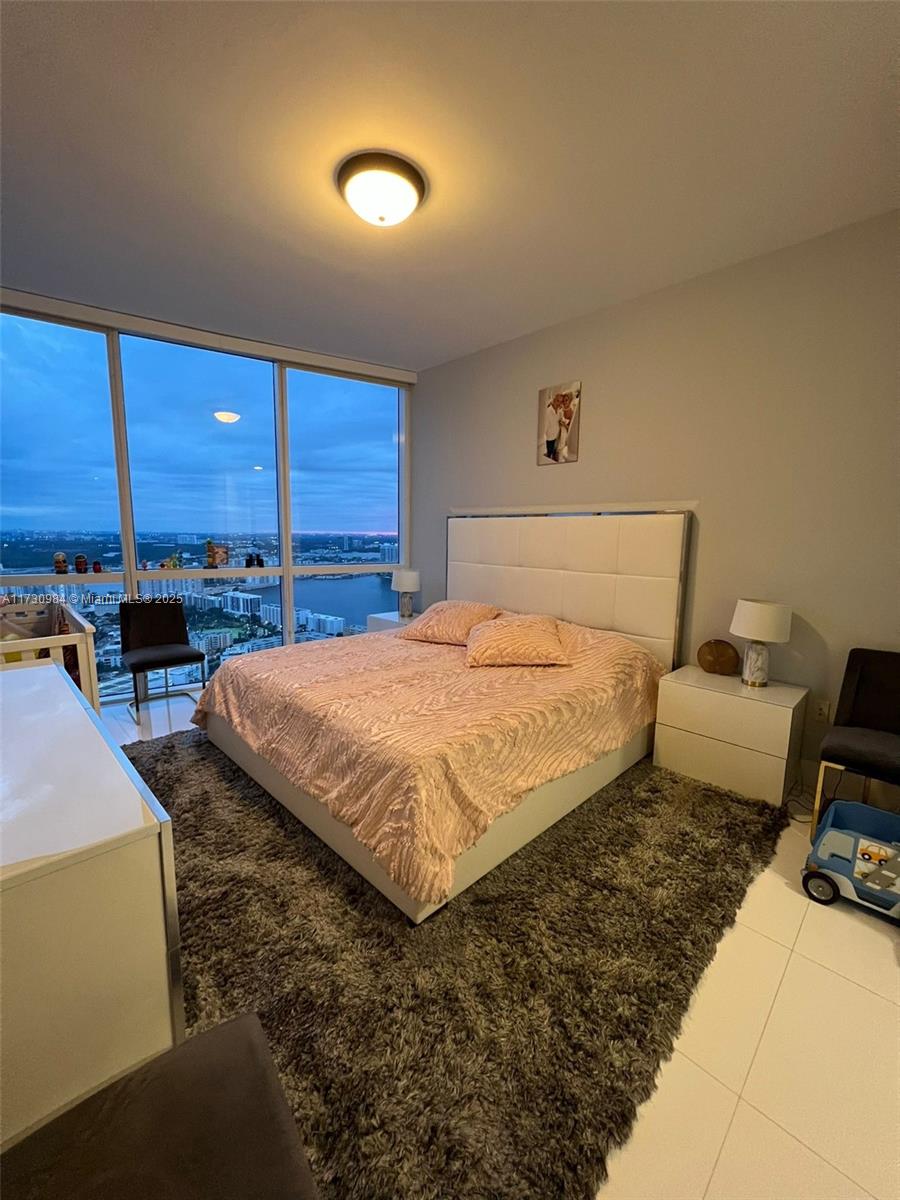 18201 Collins Ave #5505, Sunny Isles Beach FL 33160