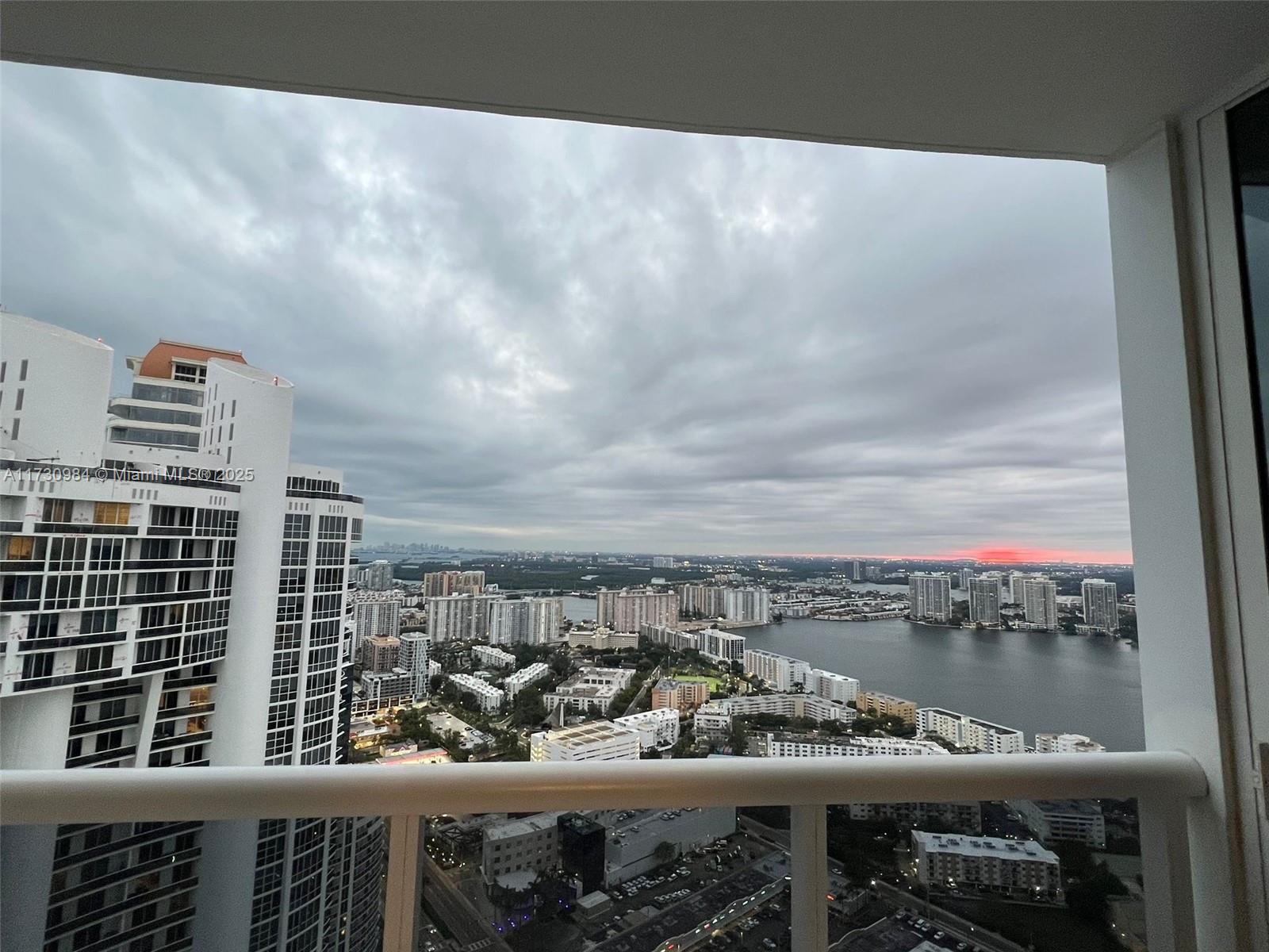 18201 Collins Ave #5505, Sunny Isles Beach FL 33160