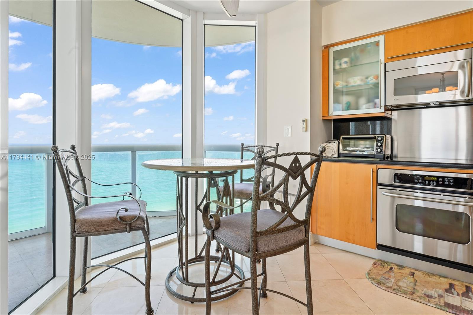 6365 Collins Ave #1901, Miami Beach, Florida image 14