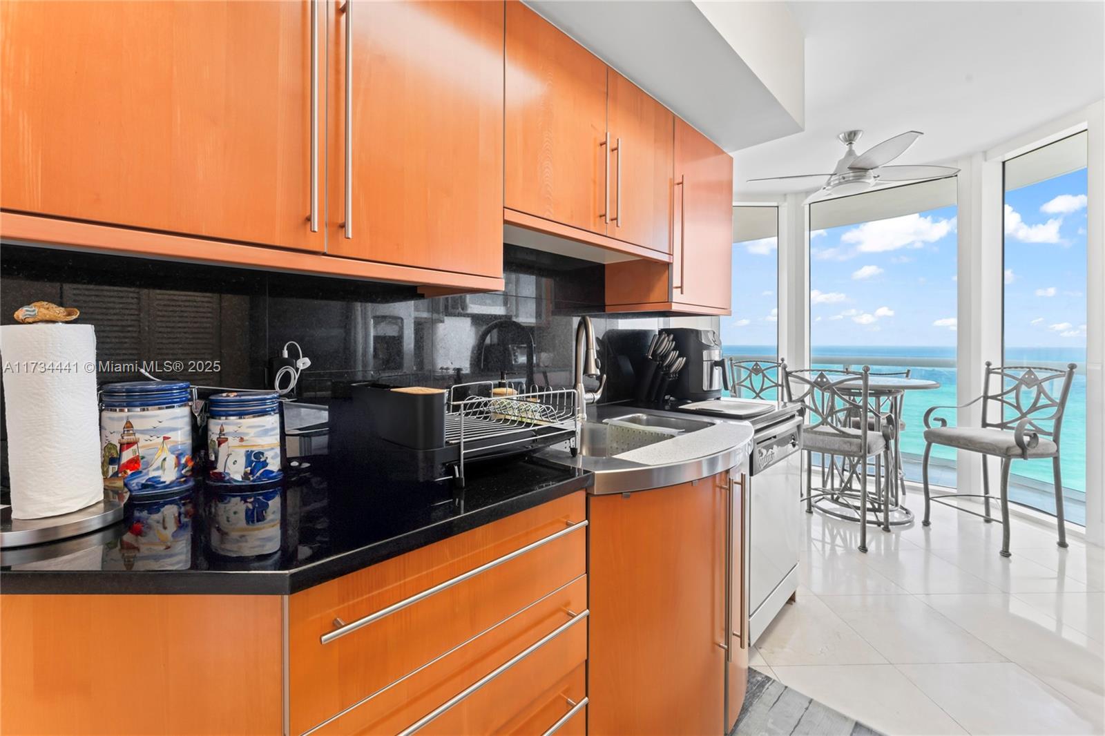 6365 Collins Ave #1901, Miami Beach, Florida image 16