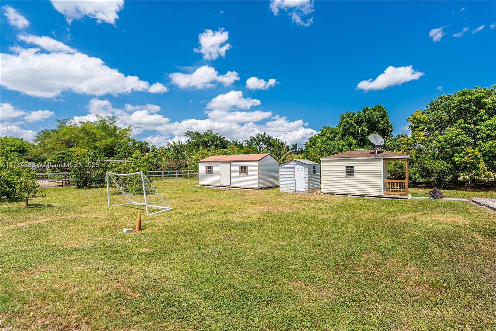 20825 SW 242nd St, Homestead, Florida image 44