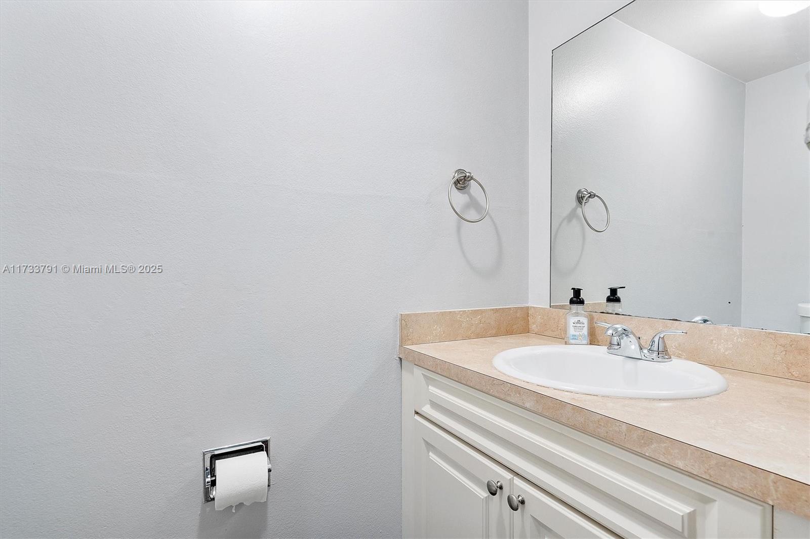 9421 Live Oak Pl #104, Davie, Florida image 6