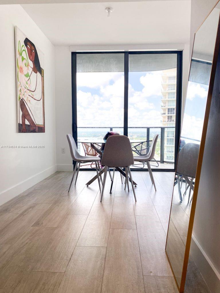121 NE 34th St #2415, Miami FL 33137