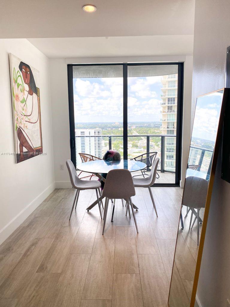 121 NE 34th St #2415, Miami FL 33137