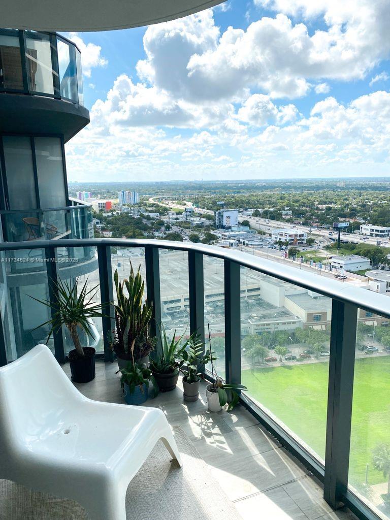 121 NE 34th St #2415, Miami FL 33137